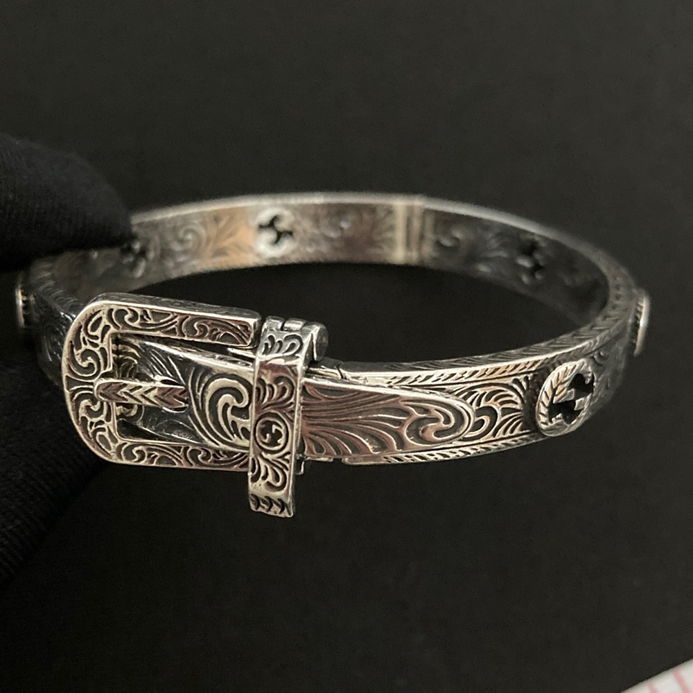 Gucci Silver Engraved Bracelet